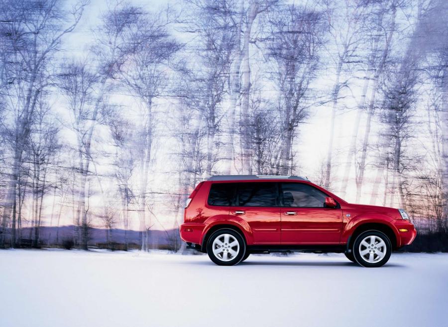  Nissan X-Trail 2004 года  (фото 2 из 8)